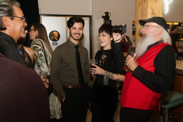 Jeff gettin all kinds of good pics