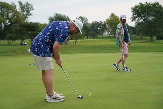 Goin for the birdie