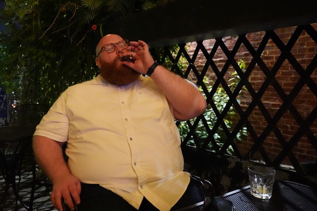 Havin a cigar at Havana Garage